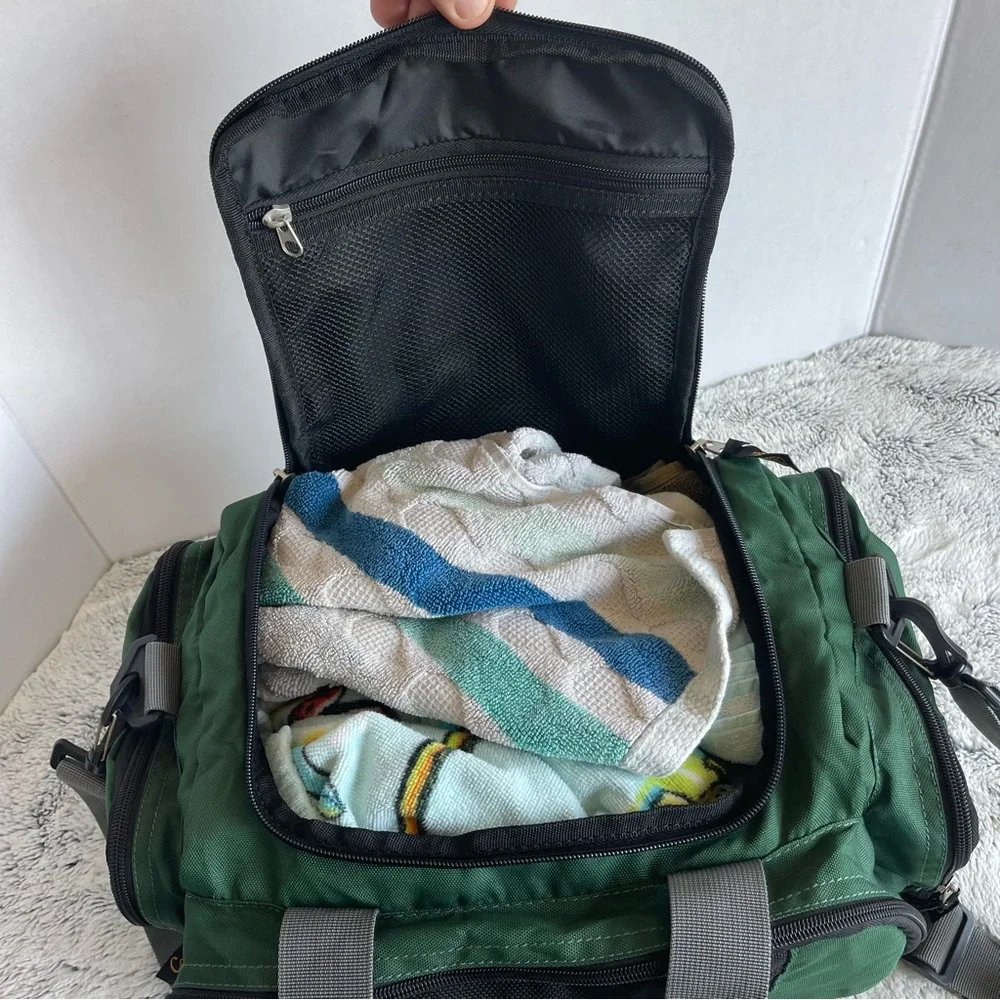 Cabela's Durable Nylon Catch-All Gear Bag Small Duffle Multi-Pocket Army Green